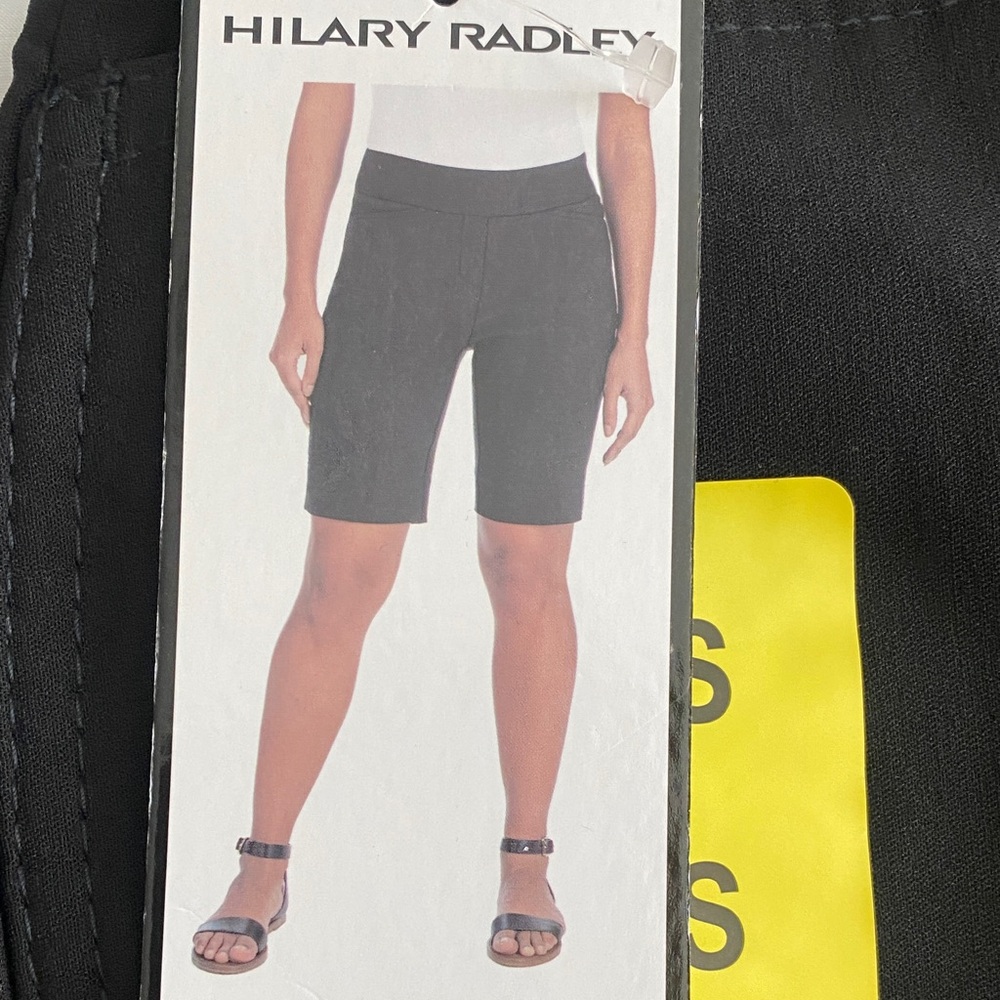 Hilary Radley Ladies' Pull On Bermuda Short BLACK/SMALL - Picture 3 of 6